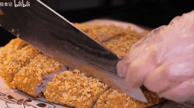 Image related to This Sugar Water Paradise Turned China's OG Dessert Trend into an Art Form