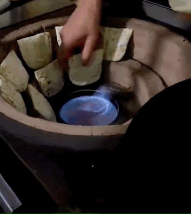 Image related to Tongguan, Xi'an, Qishan: Which Makes the Best Roujiamo in Shaanxi?