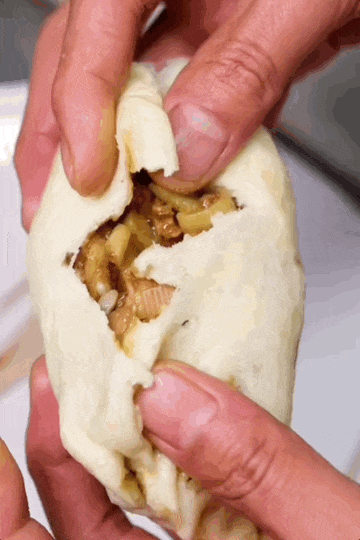 Image related to How Crazy Are Shandong-Style Baozi? Stuffed with Sea Cucumber, Abalone and Spare Ribs!