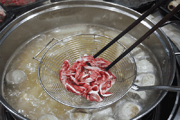 Image related to Zhanjiang: A Seafood Paradise That Will Blow Your Mind! Stunning Sea Views Rivaling Sanya + Mouthwatering Delights to Wow Your Feed – Worth the Trip for Food Alone
