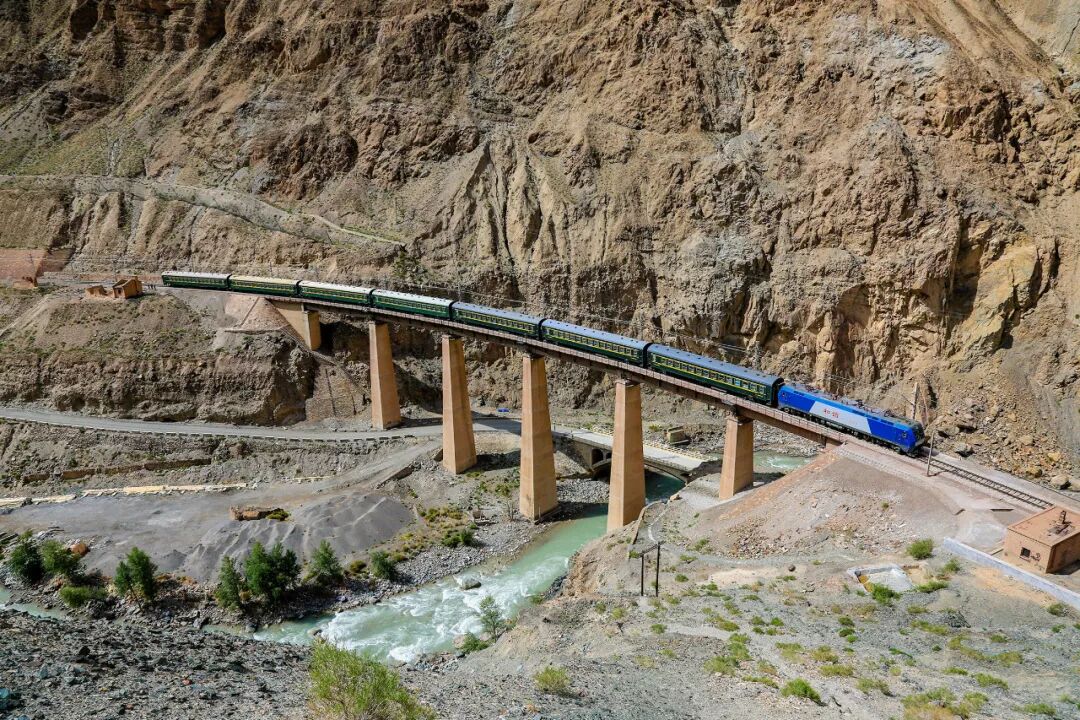Image related to How Many Spectacular Landscapes Does Zhangye, Gansu Offer?
