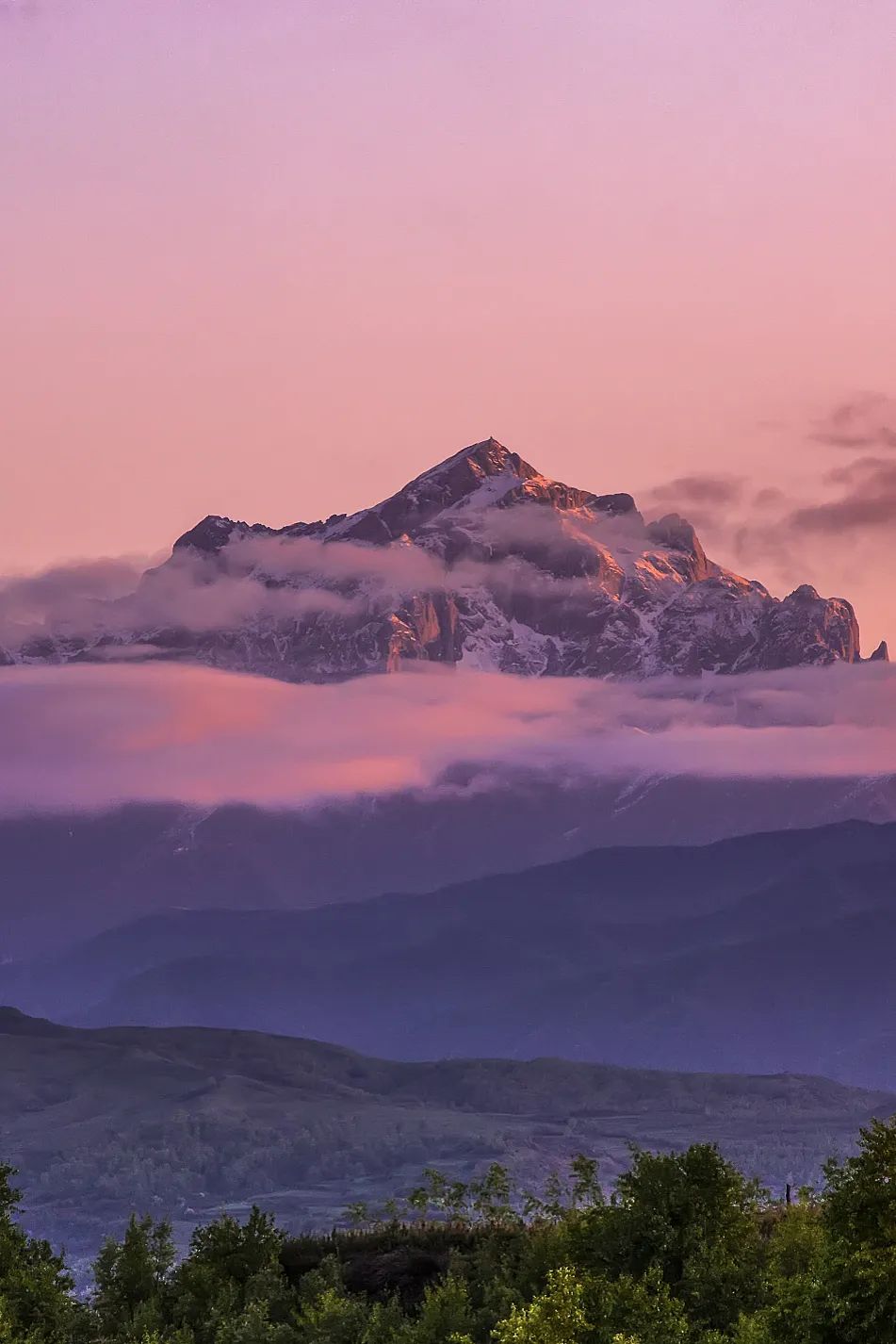 Image related to How Many Spectacular Landscapes Does Linxia, Gansu Offer?