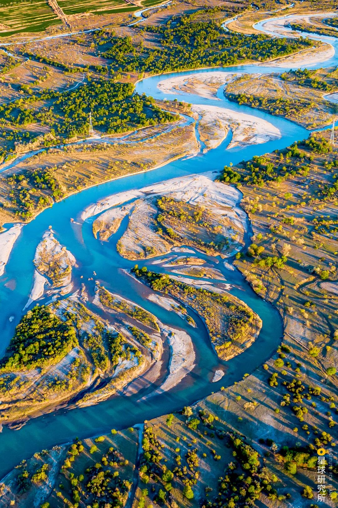 Image related to China's Autumn Waters Map Is Here!