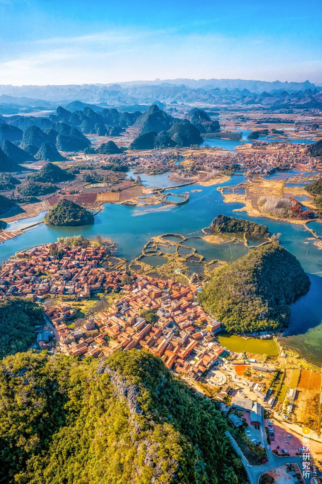 Image related to China's Autumn Waters Map Is Here!