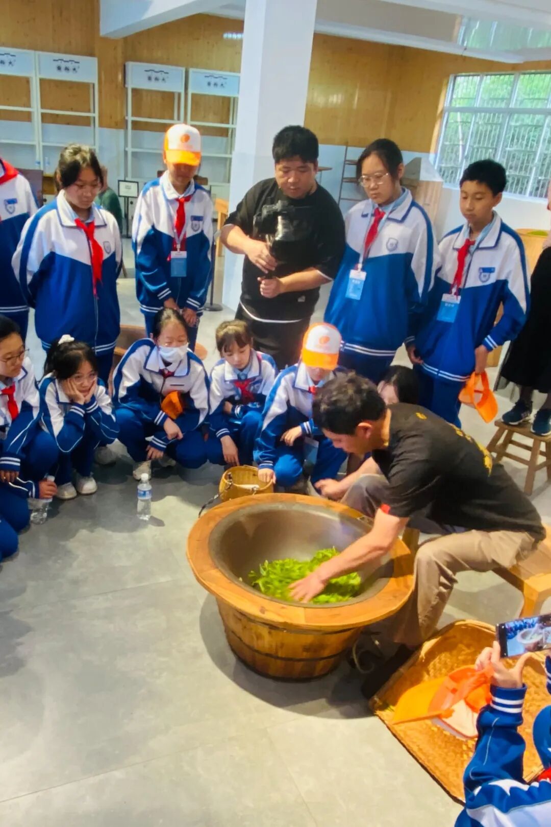 Image related to At China's Top Mountain, Savor the Pungent Fish and Sip the Divine Tea