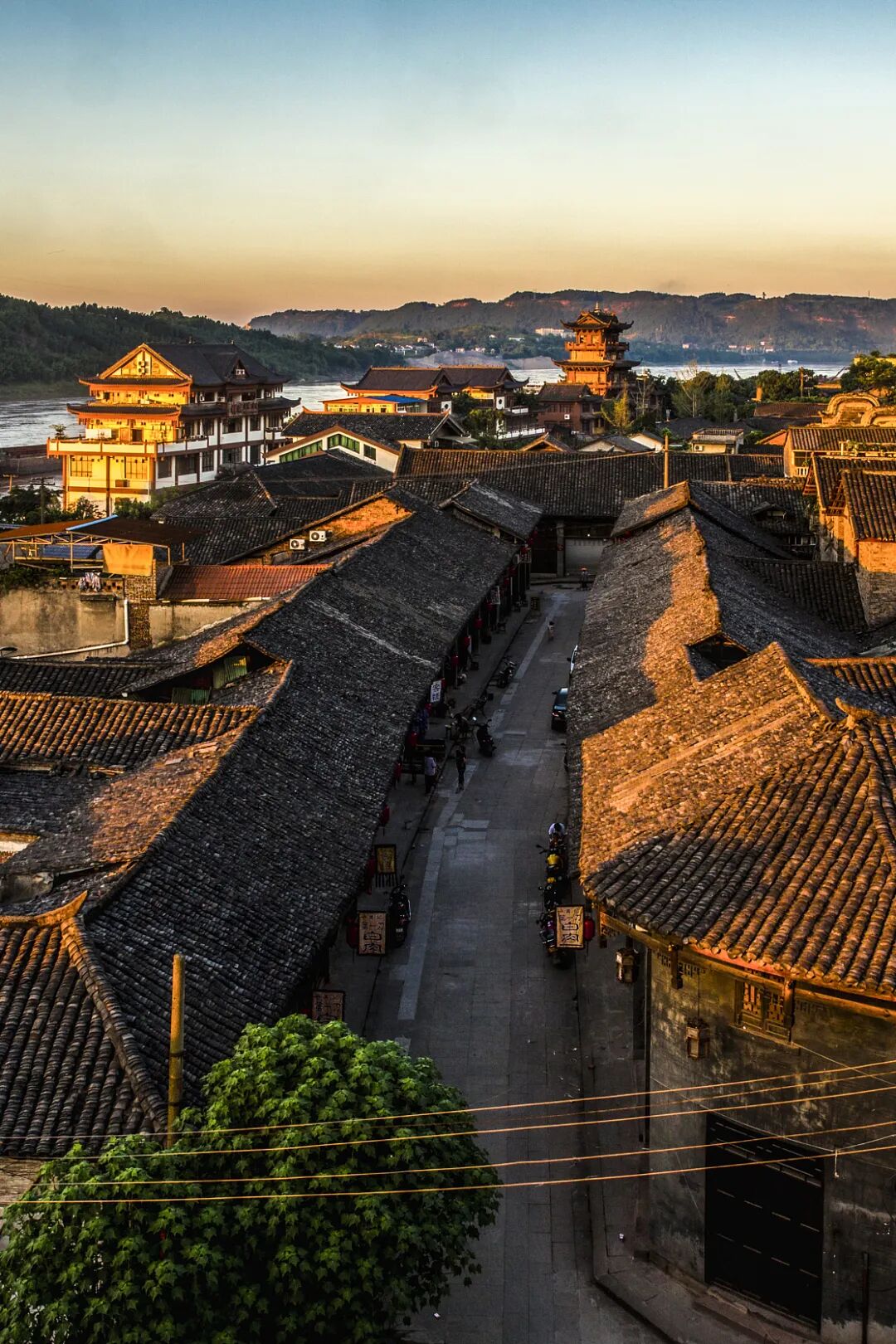 Image related to Why Is This Small Southwest City China's Best Place for Great Drinks?