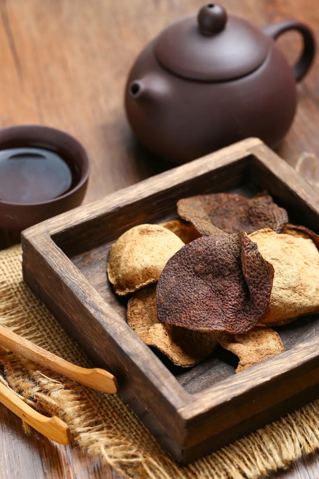 Image related to Are There Hidden Plots in The Knockout? Only Tea Drinkers Can Decipher Them!
