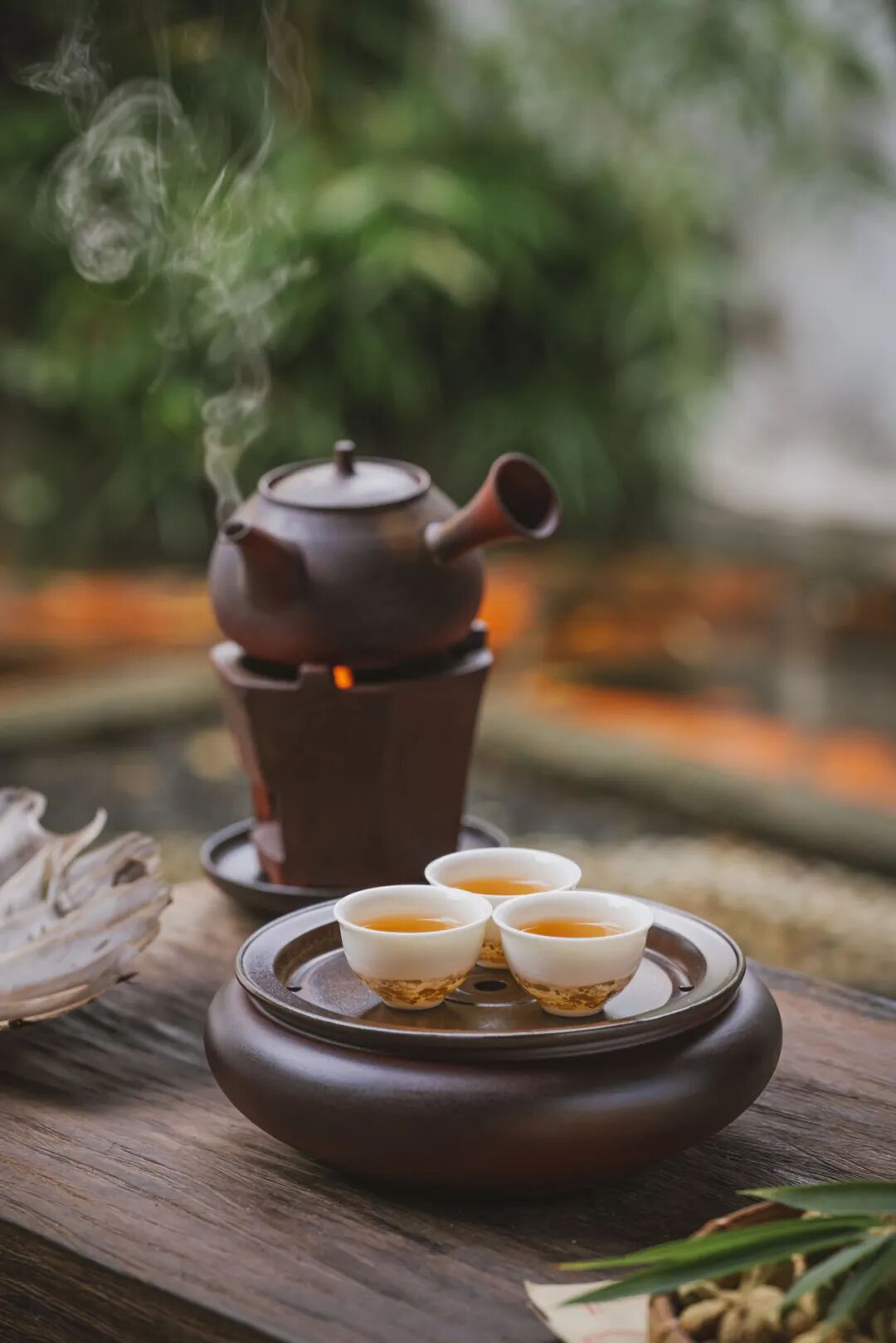 Image related to Are There Hidden Plots in The Knockout? Only Tea Drinkers Can Decipher Them!
