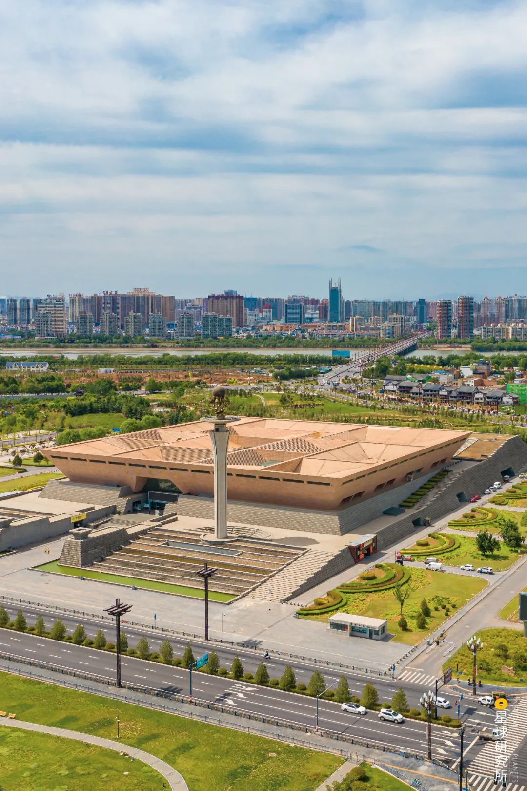 Image related to Luoyang! Luoyang!