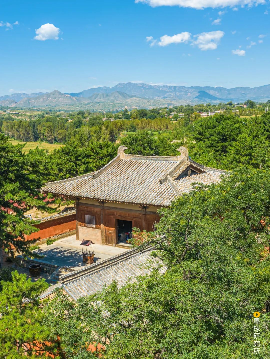 Image related to Which Province Boasts the Most Ancient Architecture in China?