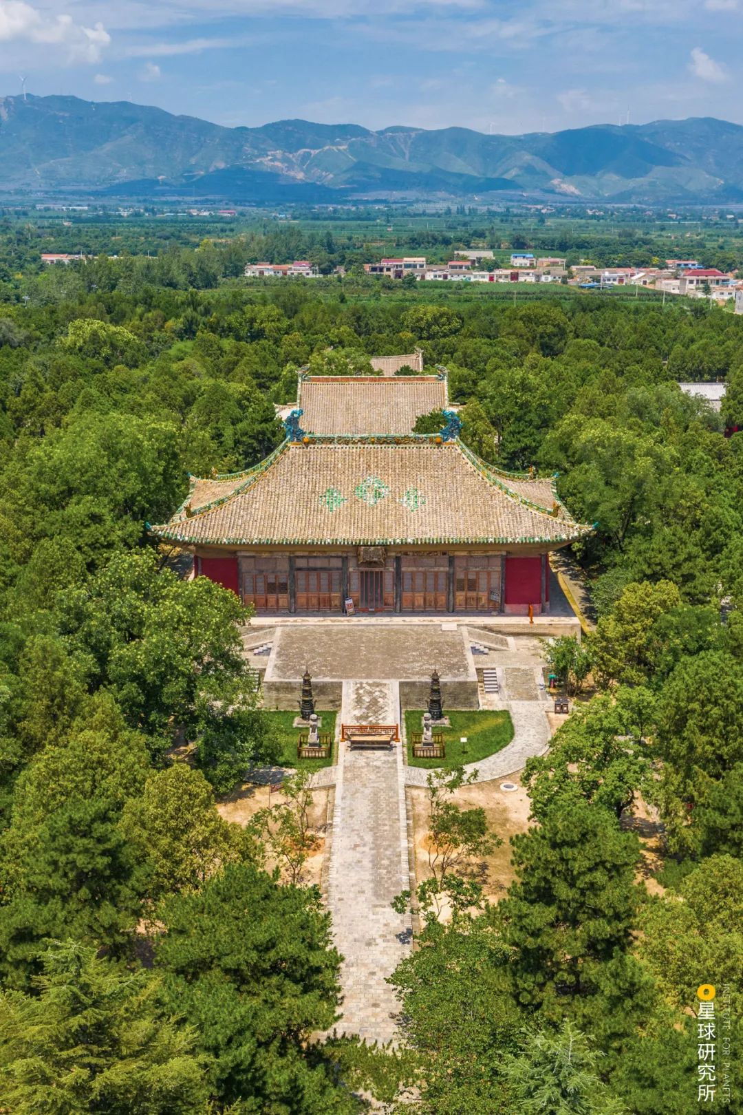 Image related to Which Province Boasts the Most Ancient Architecture in China?