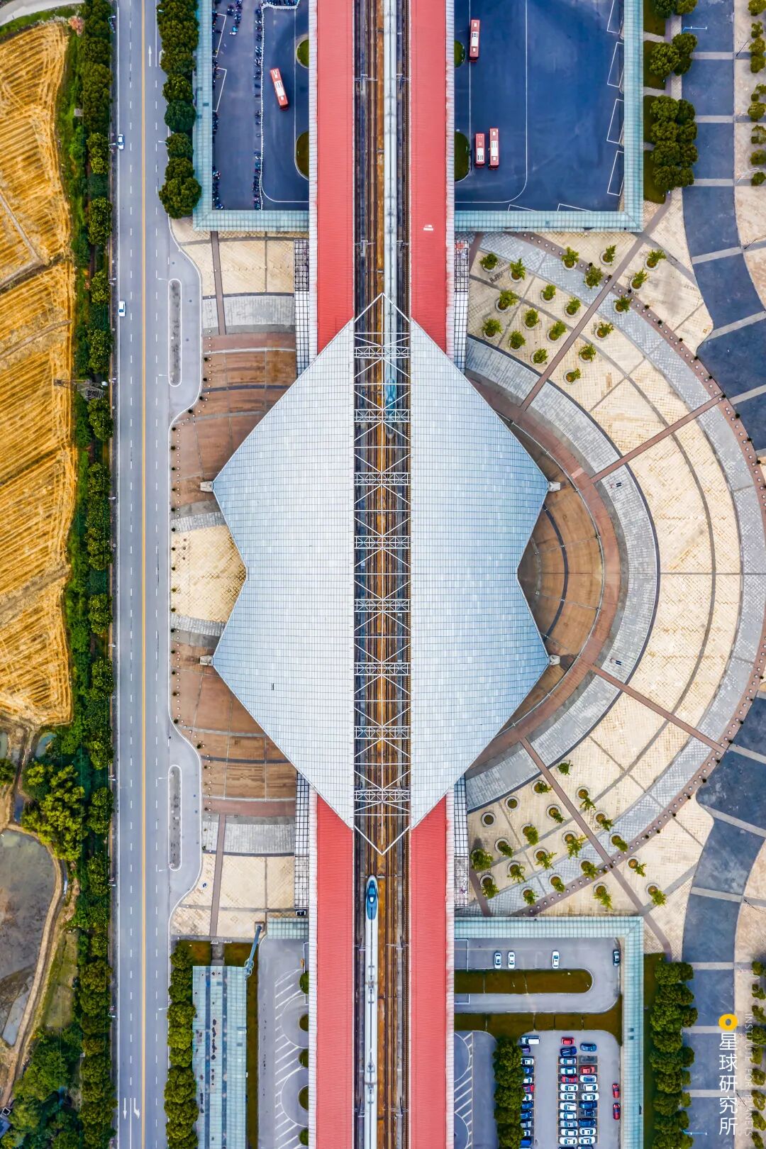 Image related to What Makes Wuxi, Jiangsu So Remarkably Strong?