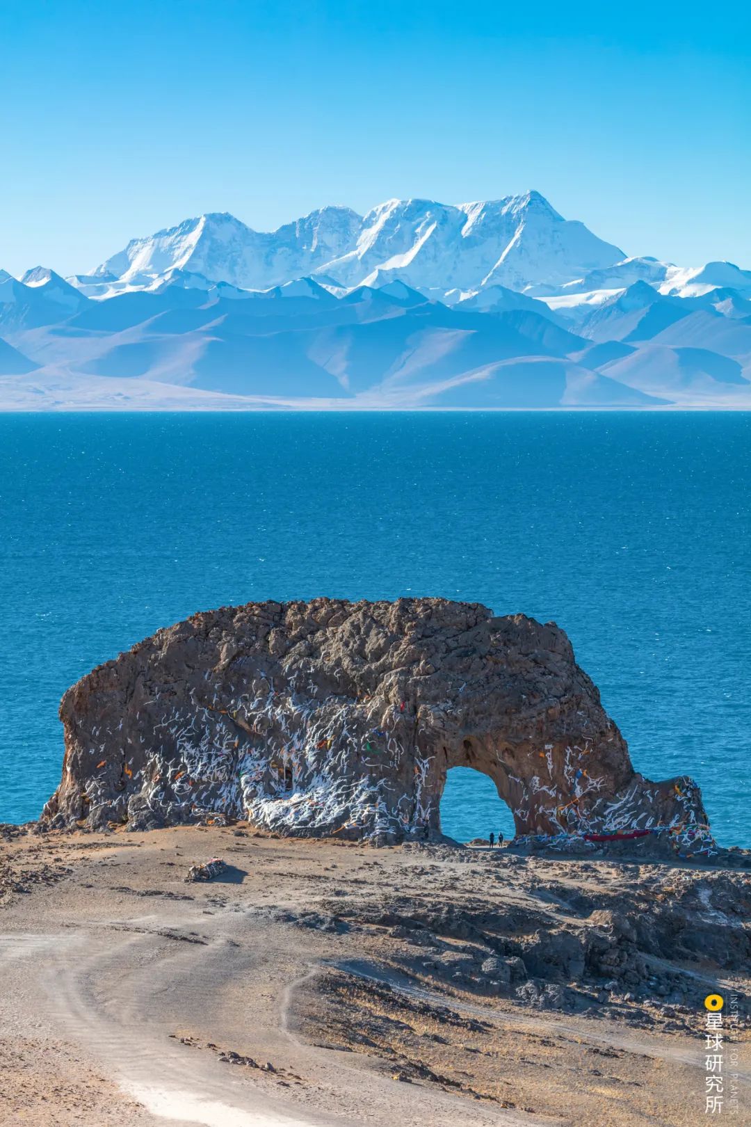 Image related to Explore the Tibetan Plateau: A Land of Countless Lakes!
