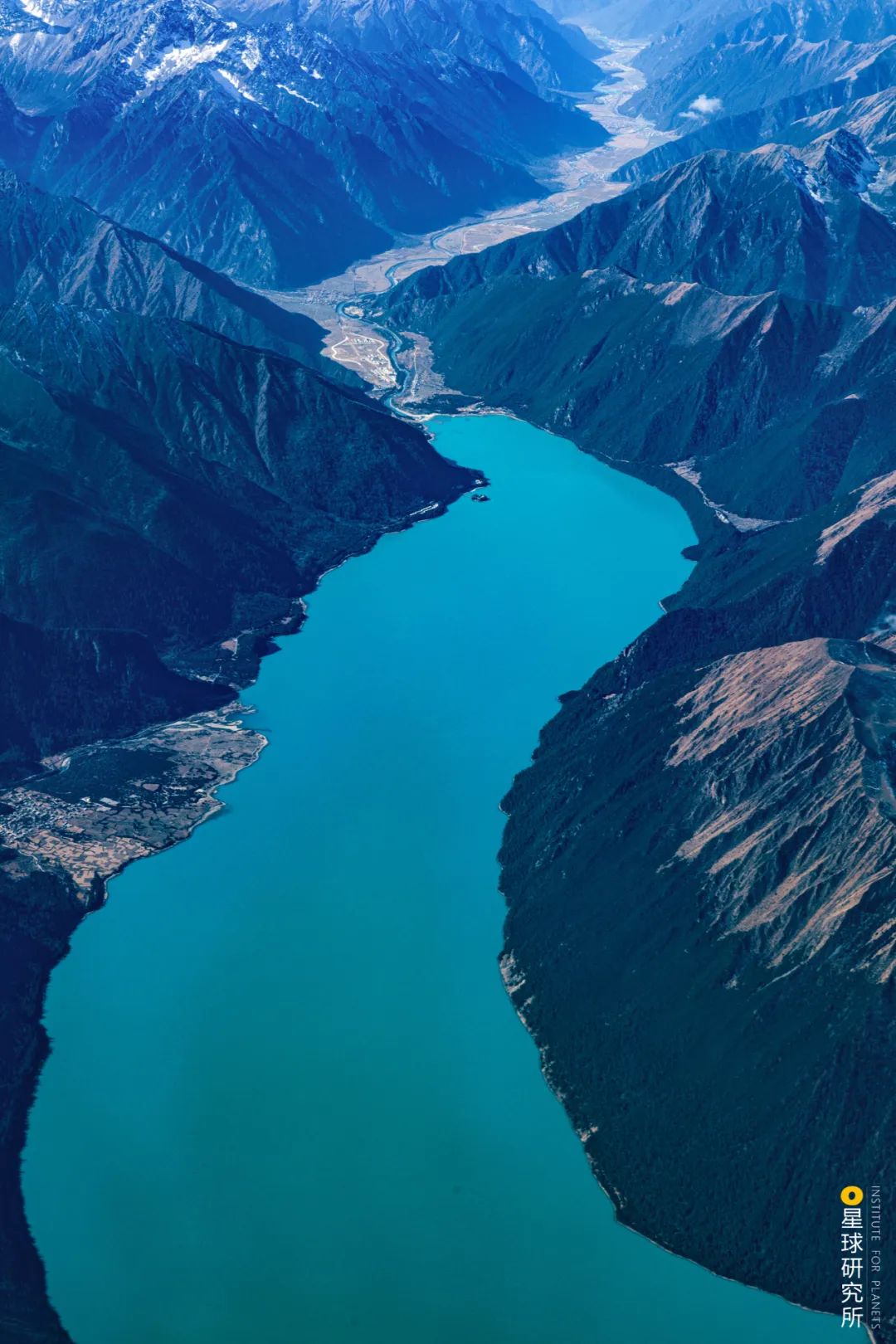 Image related to Explore the Tibetan Plateau: A Land of Countless Lakes!