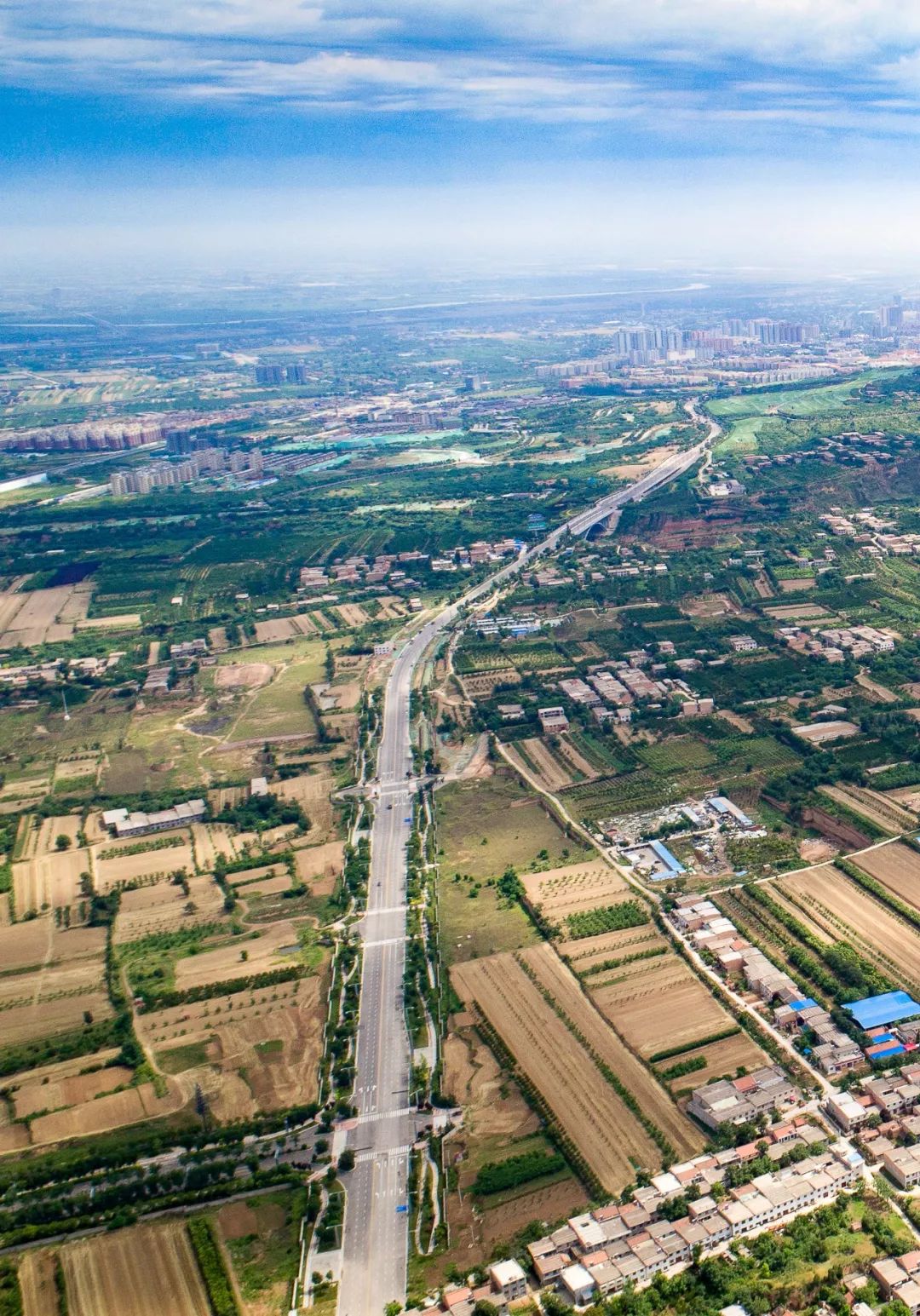 Image related to What China Looks Like Across 5,000 Kilometers