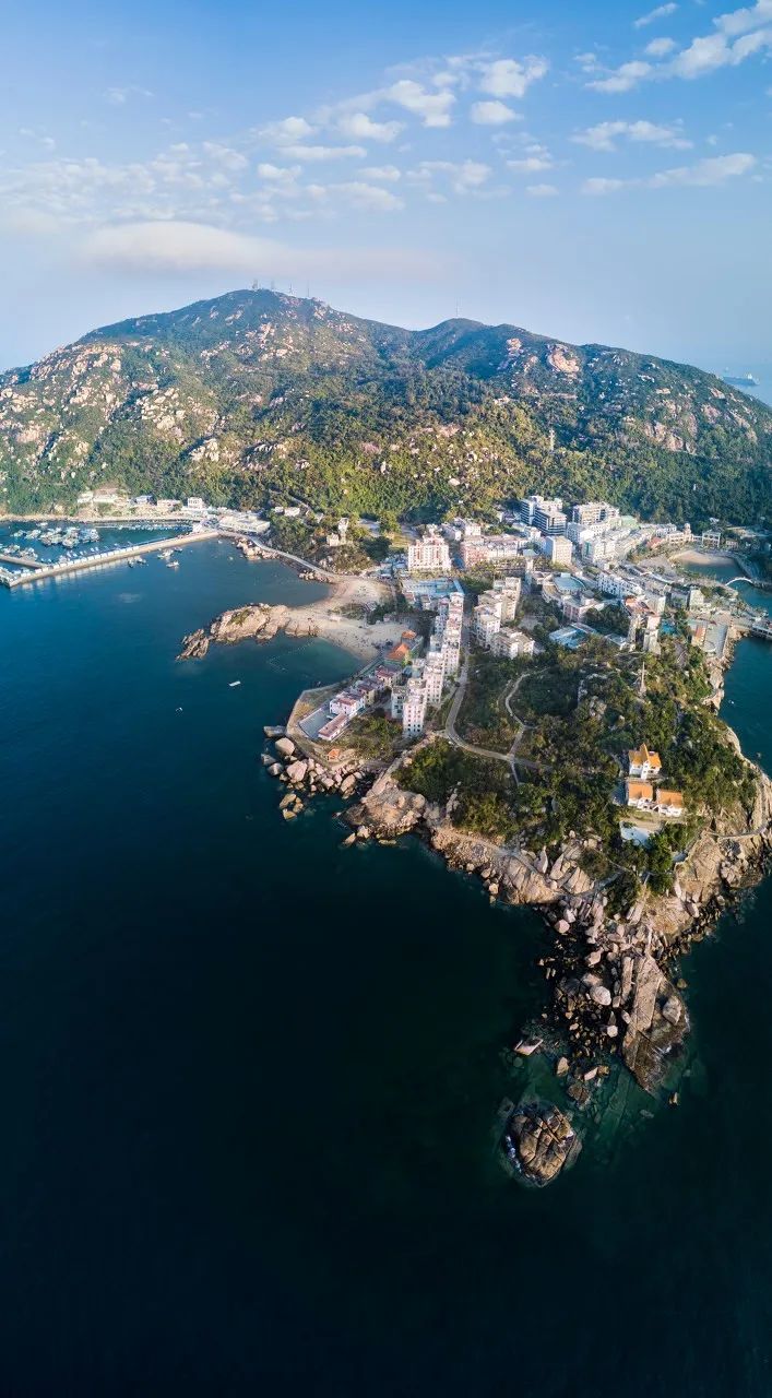 Image related to Hengqin Island in Zhuhai: A Dreamier Escape Than Disneyland! Hot Springs Amidst Flower Fields and Ocean Parks—Endless Fun in One Trip