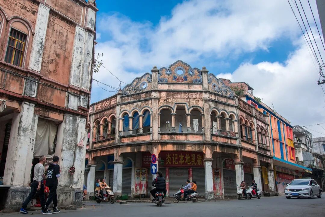 Image related to Zhanjiang: The Hidden Foodie Paradise Where $70 Buys 3 Days of Feasting – Wild Flavors Outshine Chaoshan, Gaining 8 Pounds in a Week is Worth It!