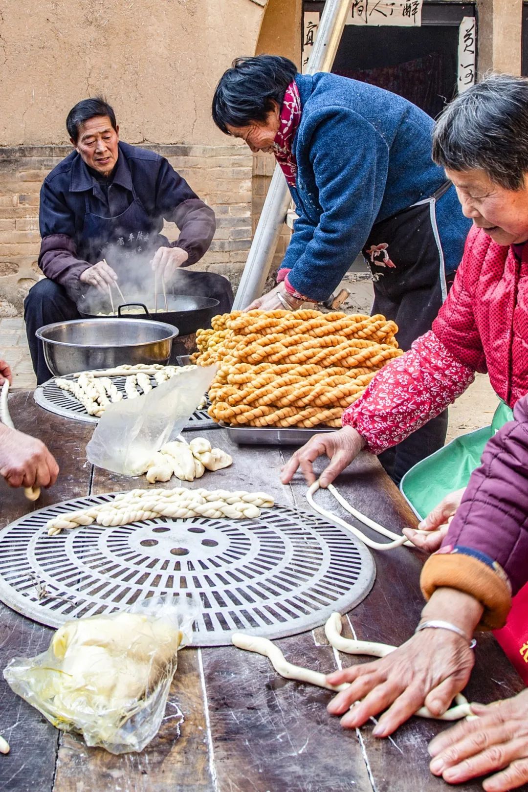 Image related to The Most Iconic Chinese New Year Dishes No One Skips During the Holidays