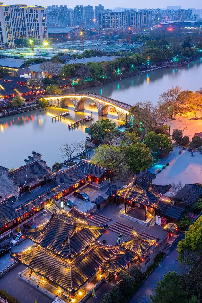Image related to Why Should West Lake Define the Beauty of China?