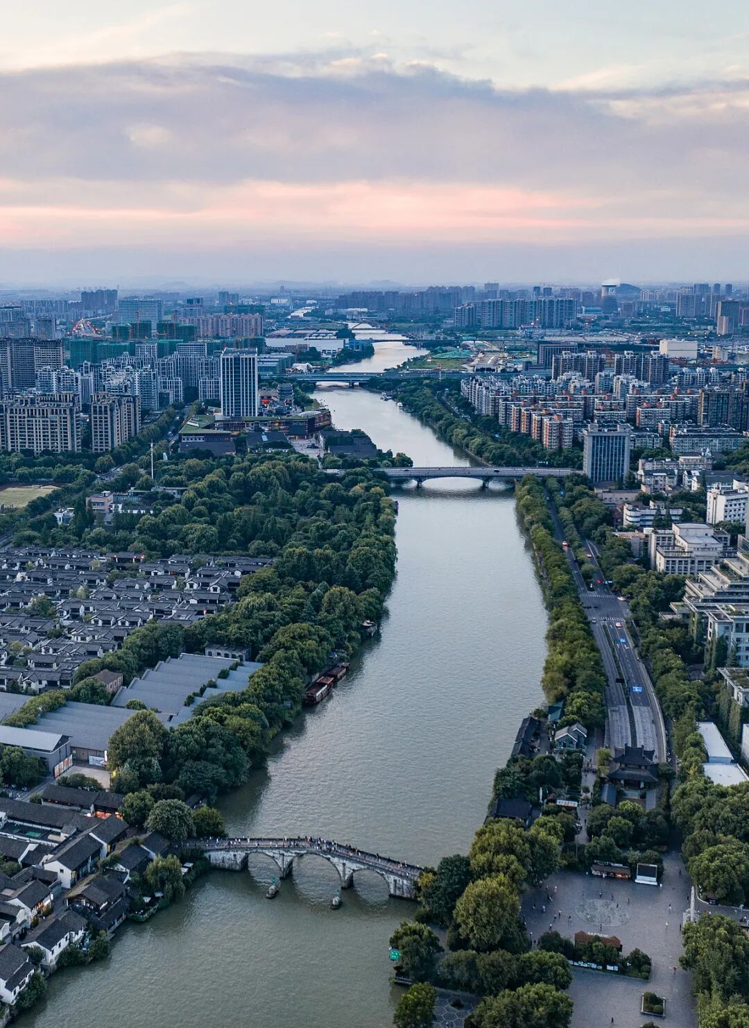 Image related to Why Should West Lake Define the Beauty of China?
