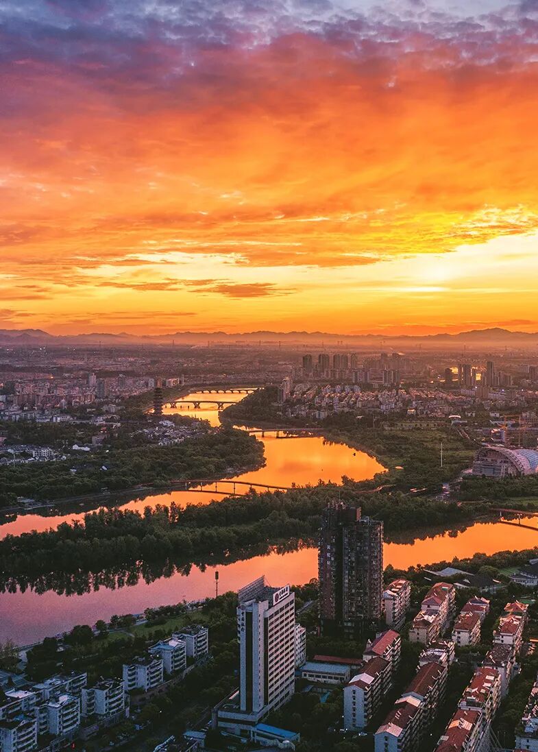 Image related to Why Jinhua is the Center of Zhejiang's Development?