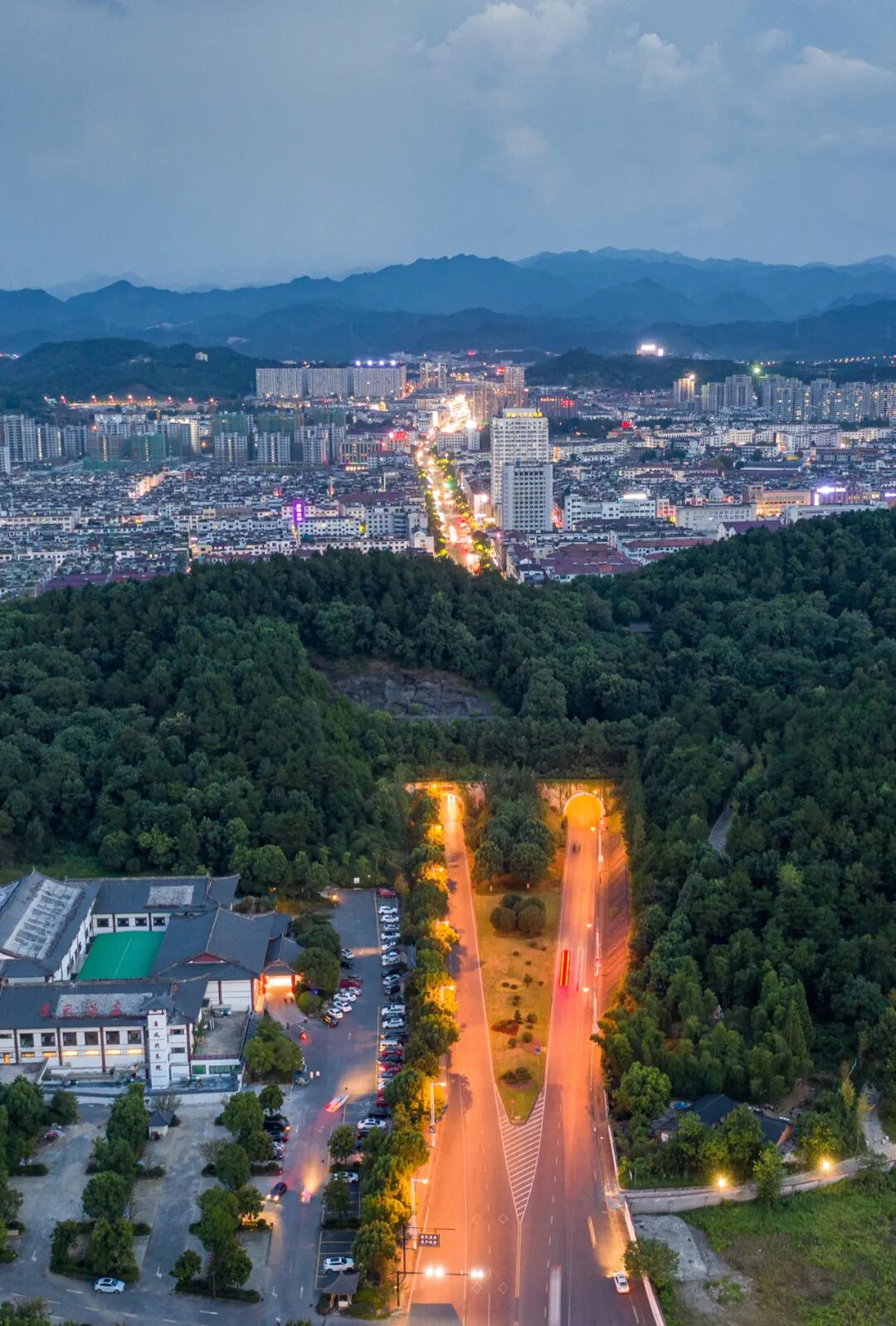 Image related to Why Jinhua is the Center of Zhejiang's Development?