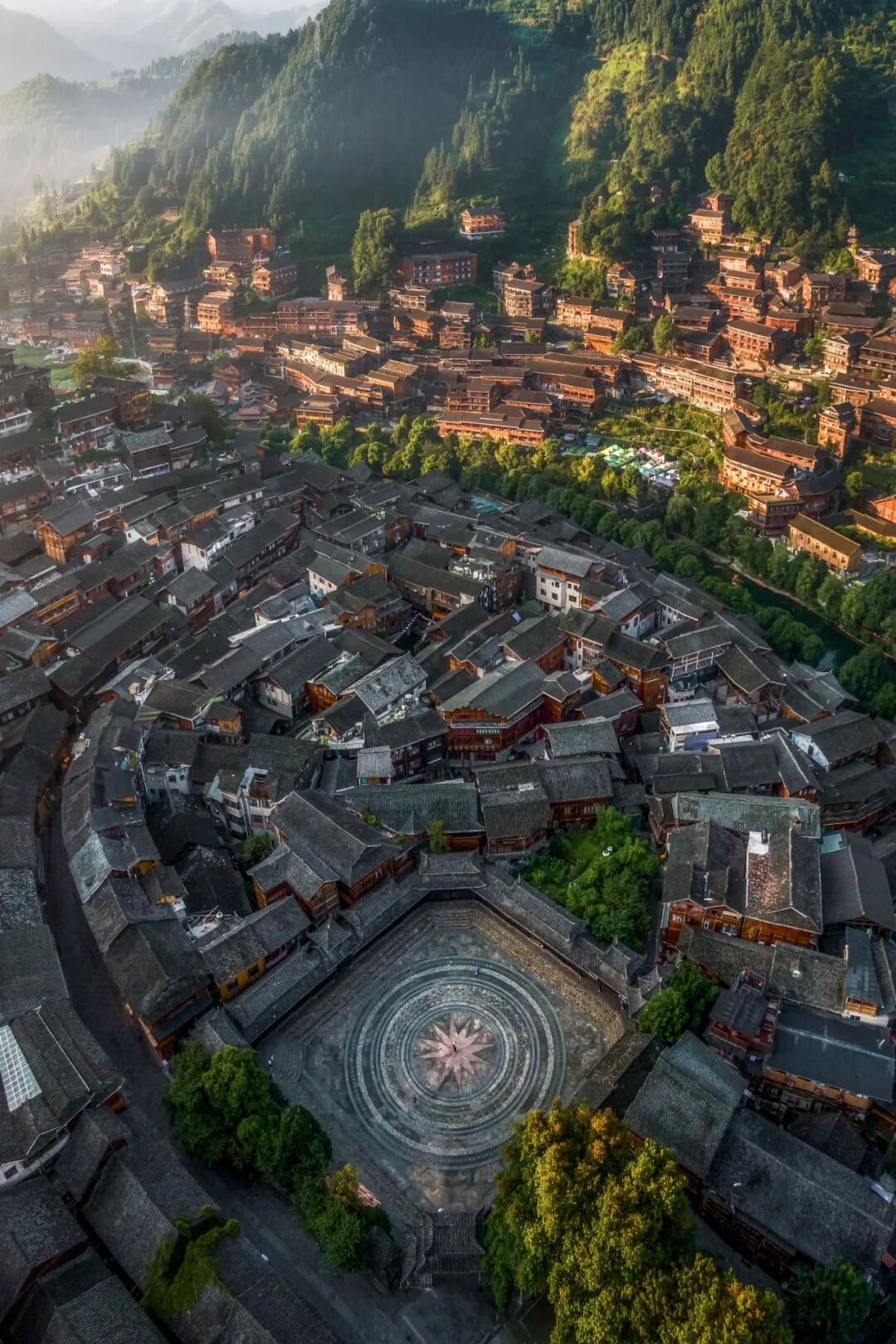 Image related to Guizhou's 1.258 Million Spring Mountains Conceal the Most Magnificent March on Earth