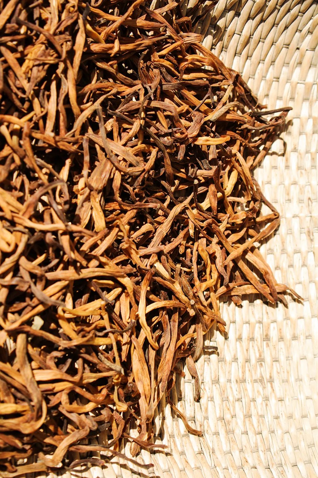 Image related to How Many Herbs, Flowers, Leaves and Roots Are Hidden in Shanxi Noodle Bowls?