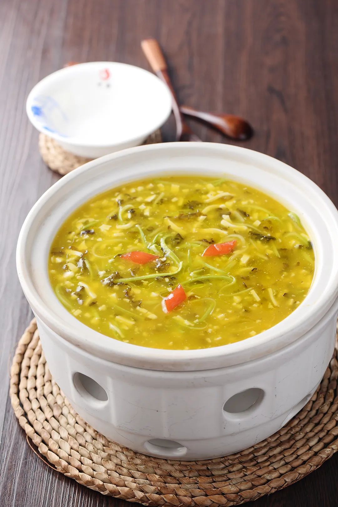 Image related to How Many Herbs, Flowers, Leaves and Roots Are Hidden in Shanxi Noodle Bowls?