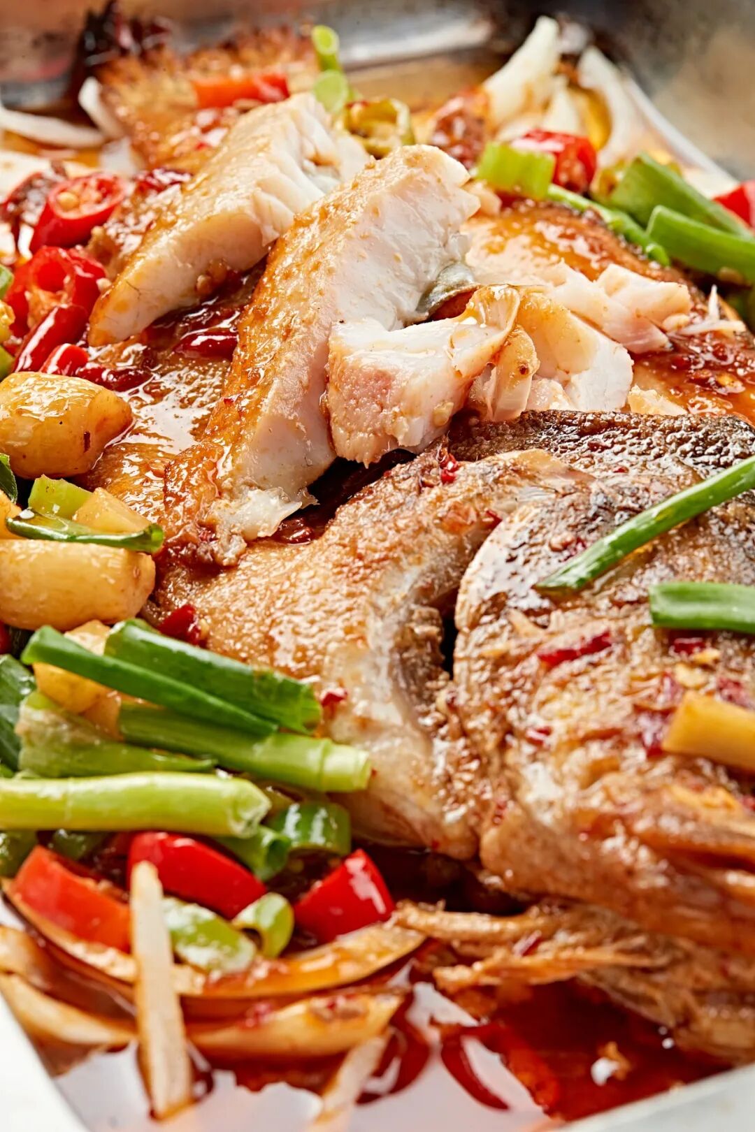 Image related to How Did Stinky Mandarin Fish Become the Icon of Anhui Cuisine?