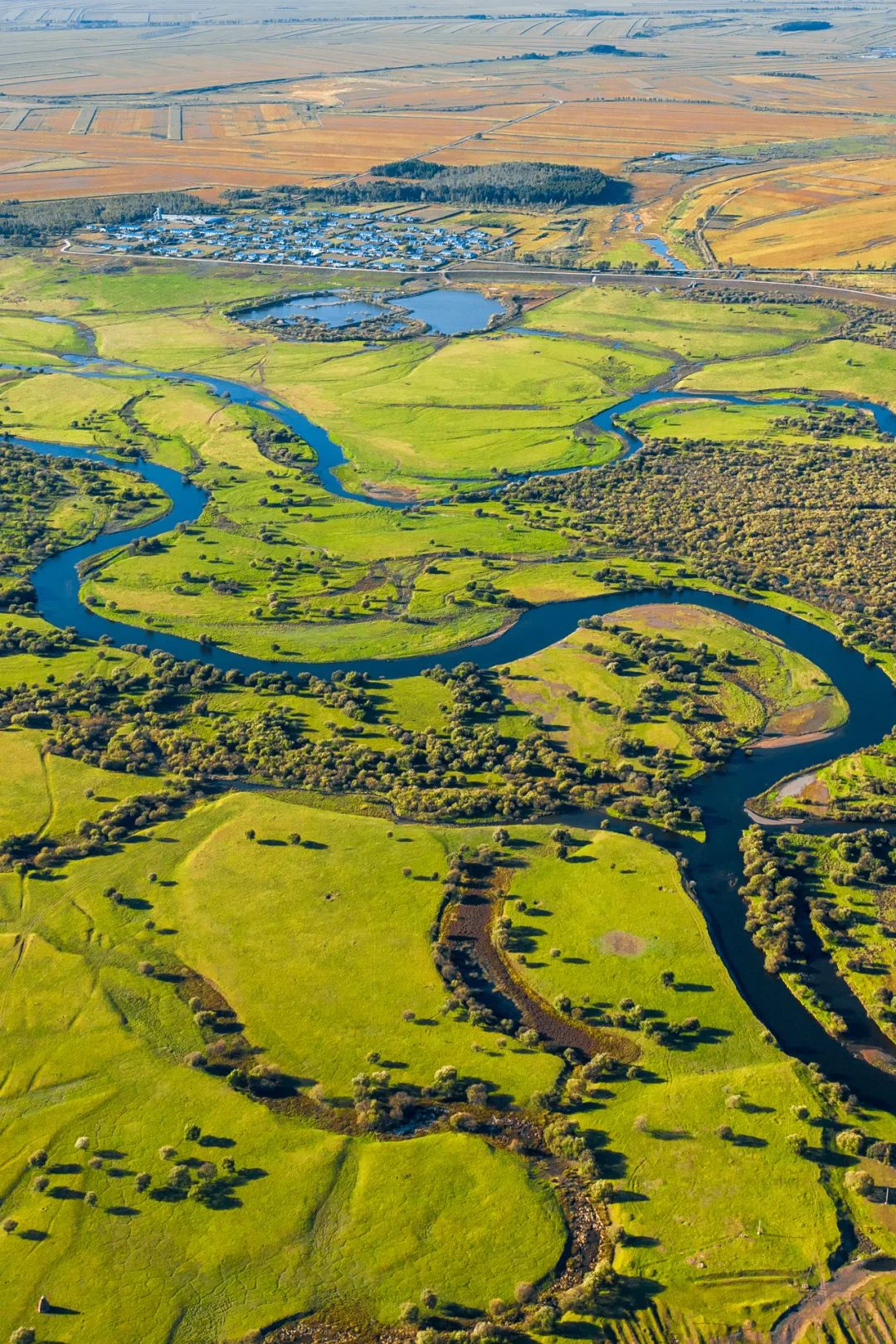 Image related to Top Autumn Getaway Routes for National Day – Still Time to Plan!