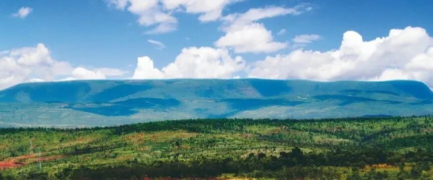 Image related to China's "Sunshine City" is Actually in Yunnan?