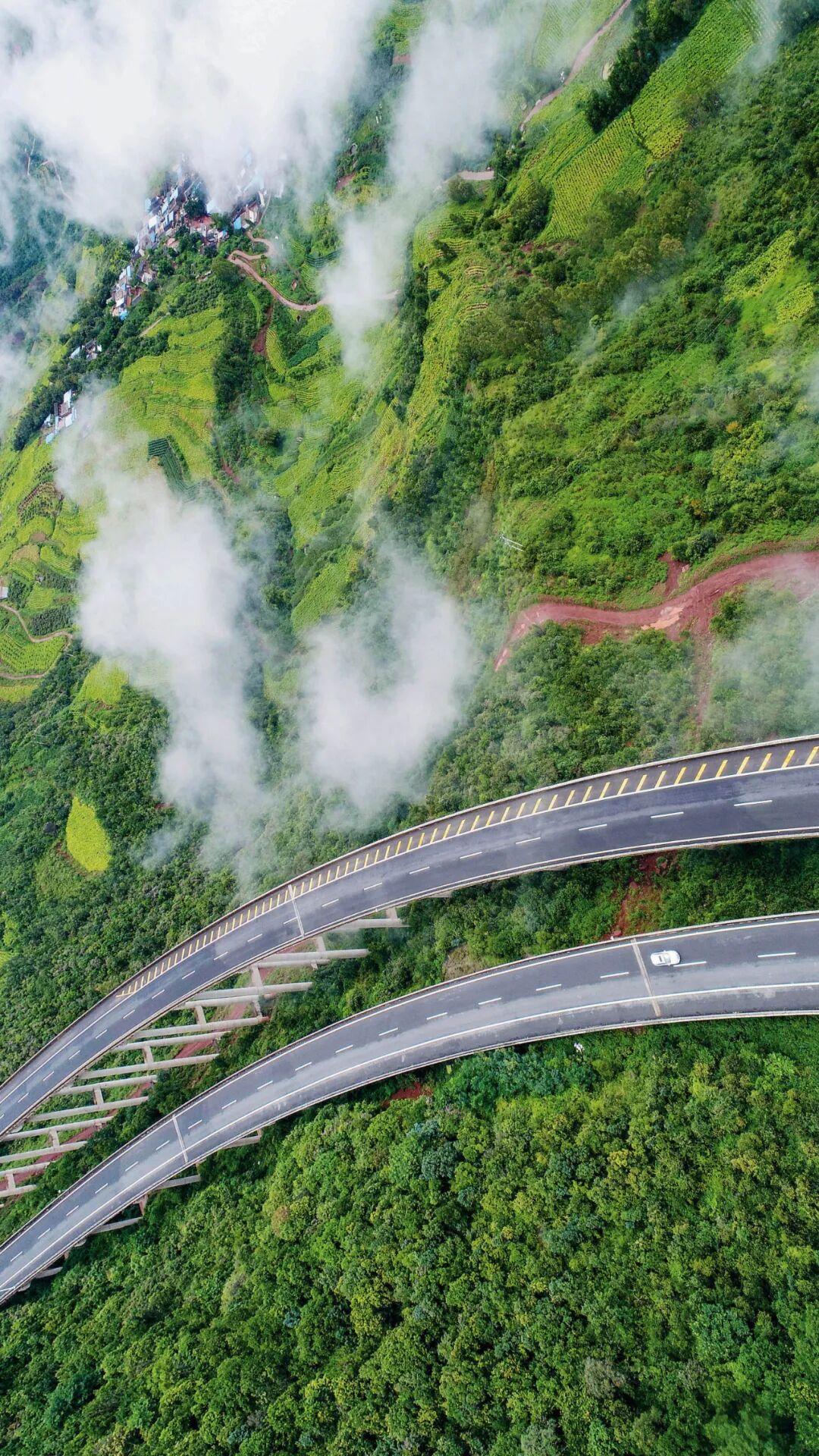 Image related to China's "Sunshine City" is Actually in Yunnan?