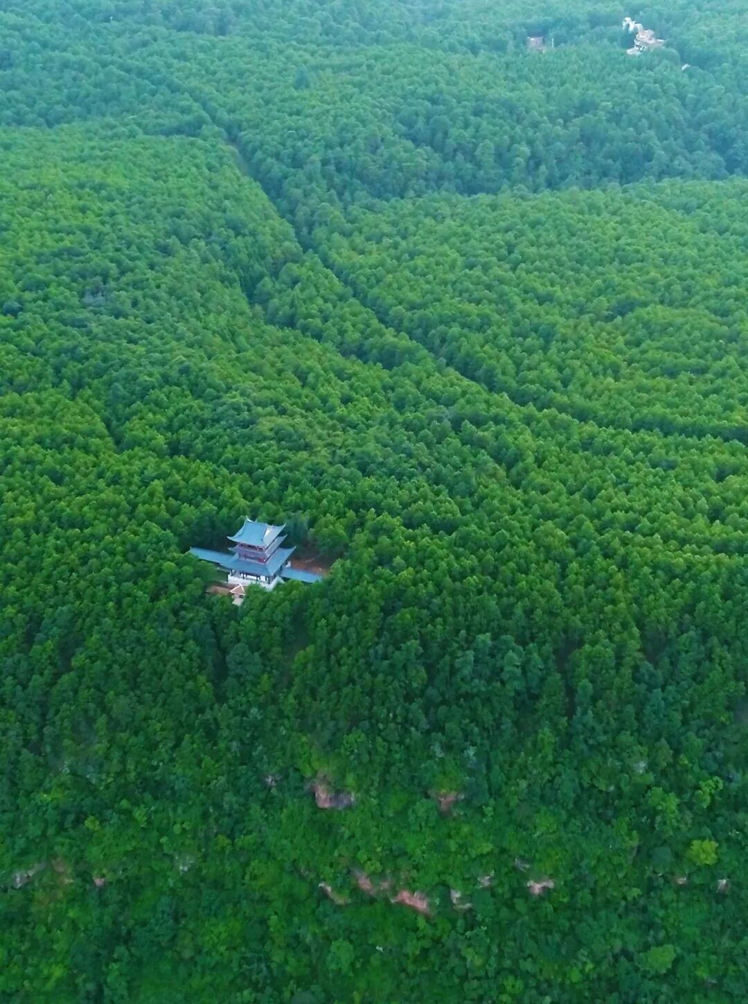 Image related to China's "Sunshine City" is Actually in Yunnan?