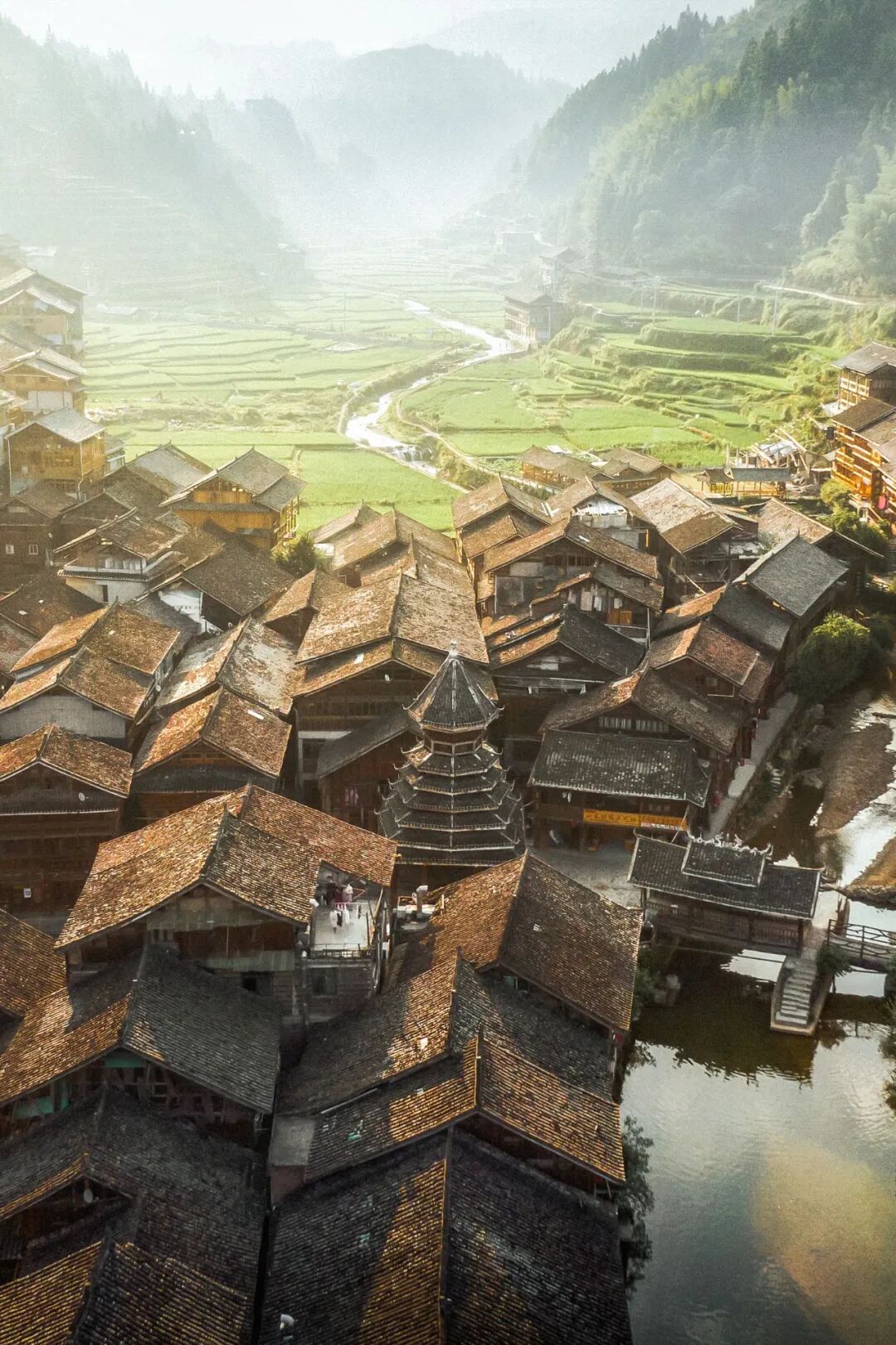 Image related to Guizhou's 1.258 Million Spring Mountains Conceal the Most Magnificent March on Earth