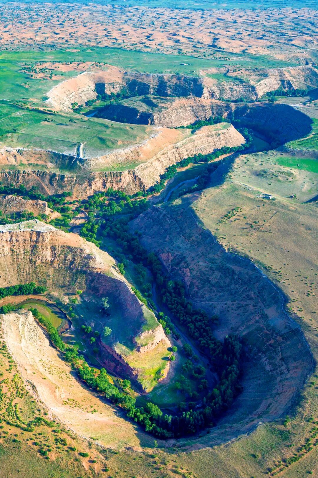 Image related to Why Does Vast and Endless Inner Mongolia Hold "Half of China" Within Its Borders?