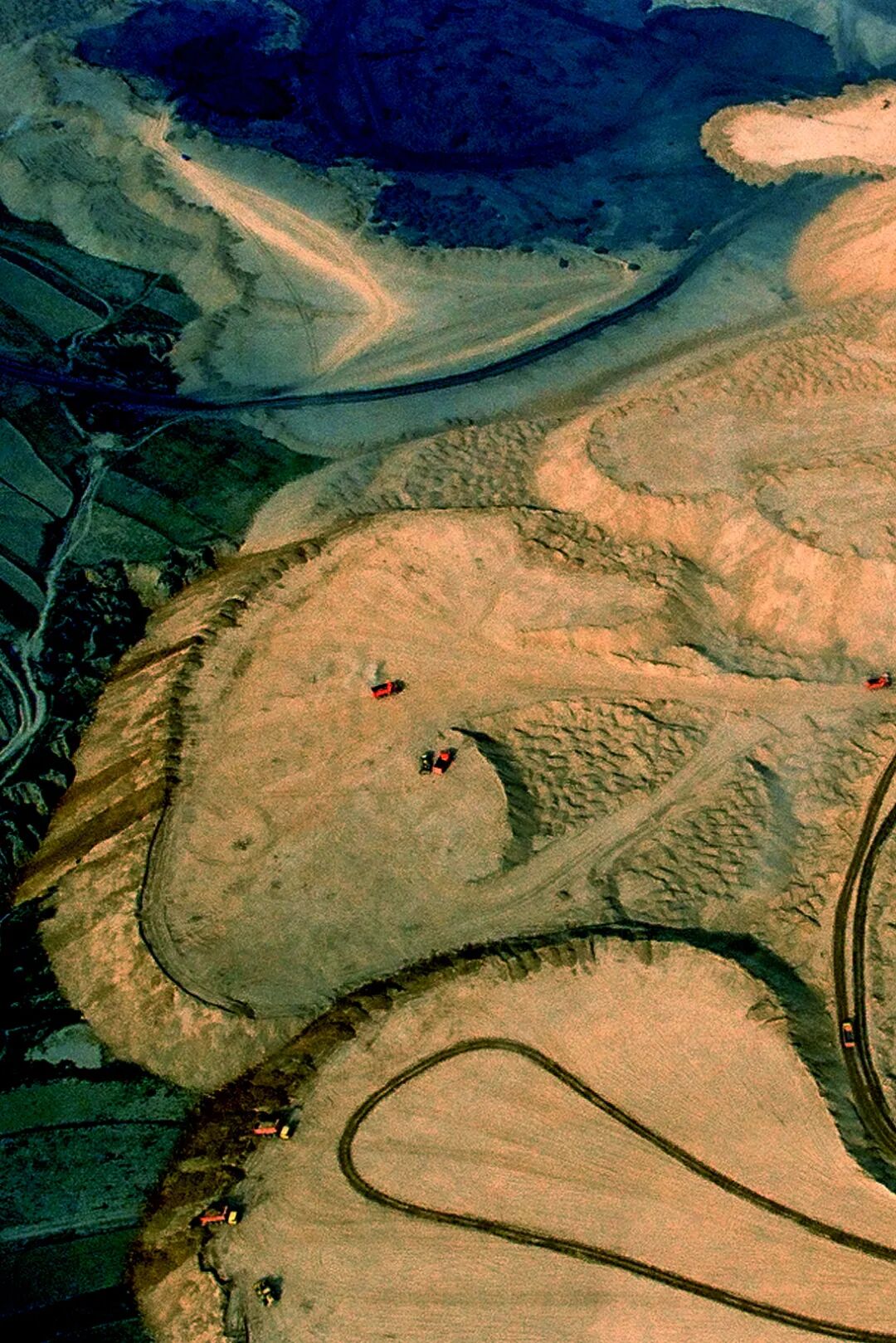 Image related to Why Does Vast and Endless Inner Mongolia Hold "Half of China" Within Its Borders?