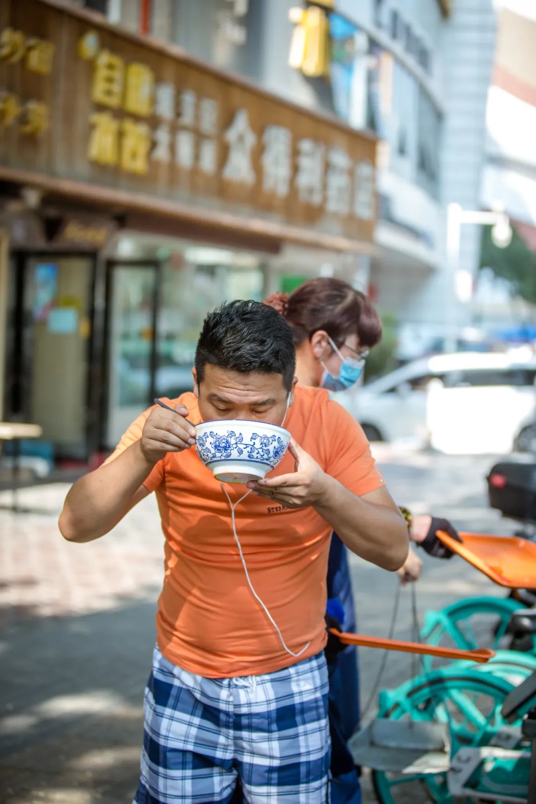 Image related to Lanzhou Beef Noodle Soup: What Makes It the World's Best Noodles?
