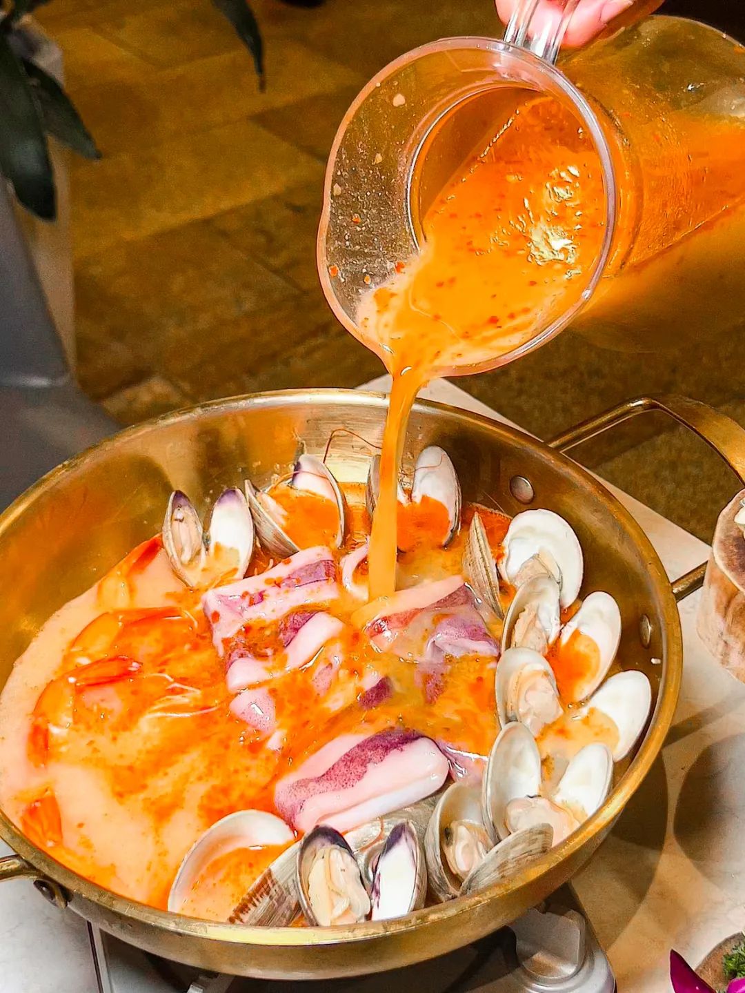Image related to Skip the Crowds in Sanya: Discover Hainan's Best Late-Night Bites Here!