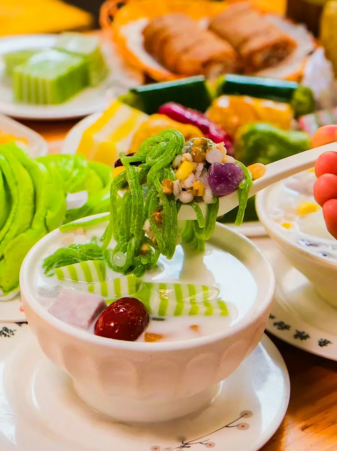 Image related to Skip the Crowds in Sanya: Discover Hainan's Best Late-Night Bites Here!