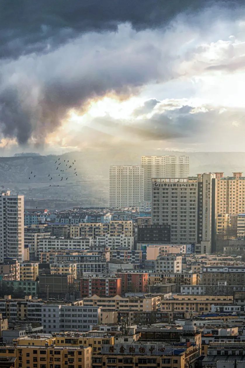 Image related to How Did China's Smallest City in Shanxi Give Birth to the Universe-Level Epic The Three-Body Problem?