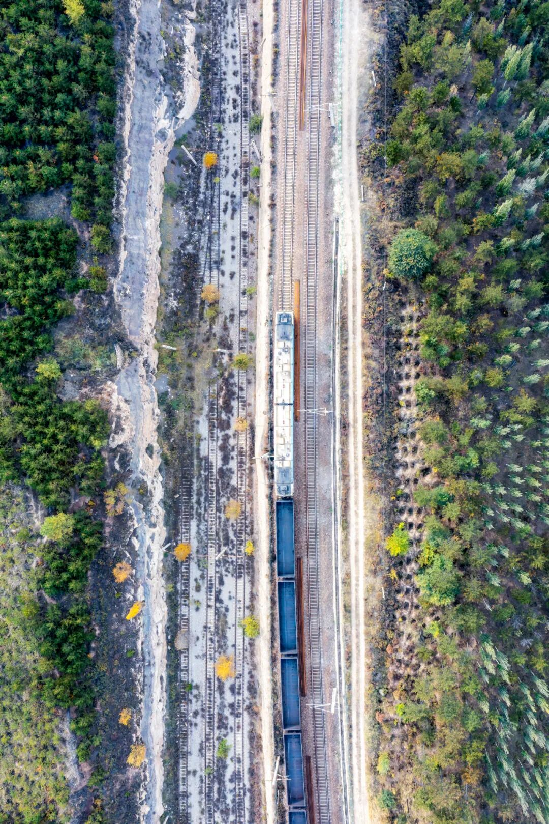 Image related to How Did China's Smallest City in Shanxi Give Birth to the Universe-Level Epic The Three-Body Problem?