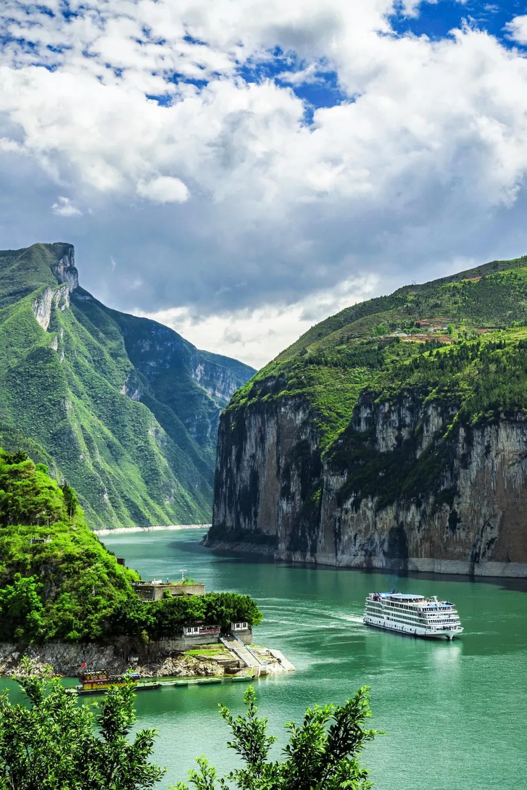 Image related to How Magical Is China's Waterborne Public Transport?