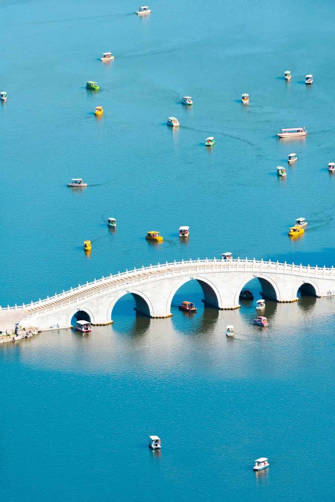 Image related to How Magical Is China's Waterborne Public Transport?