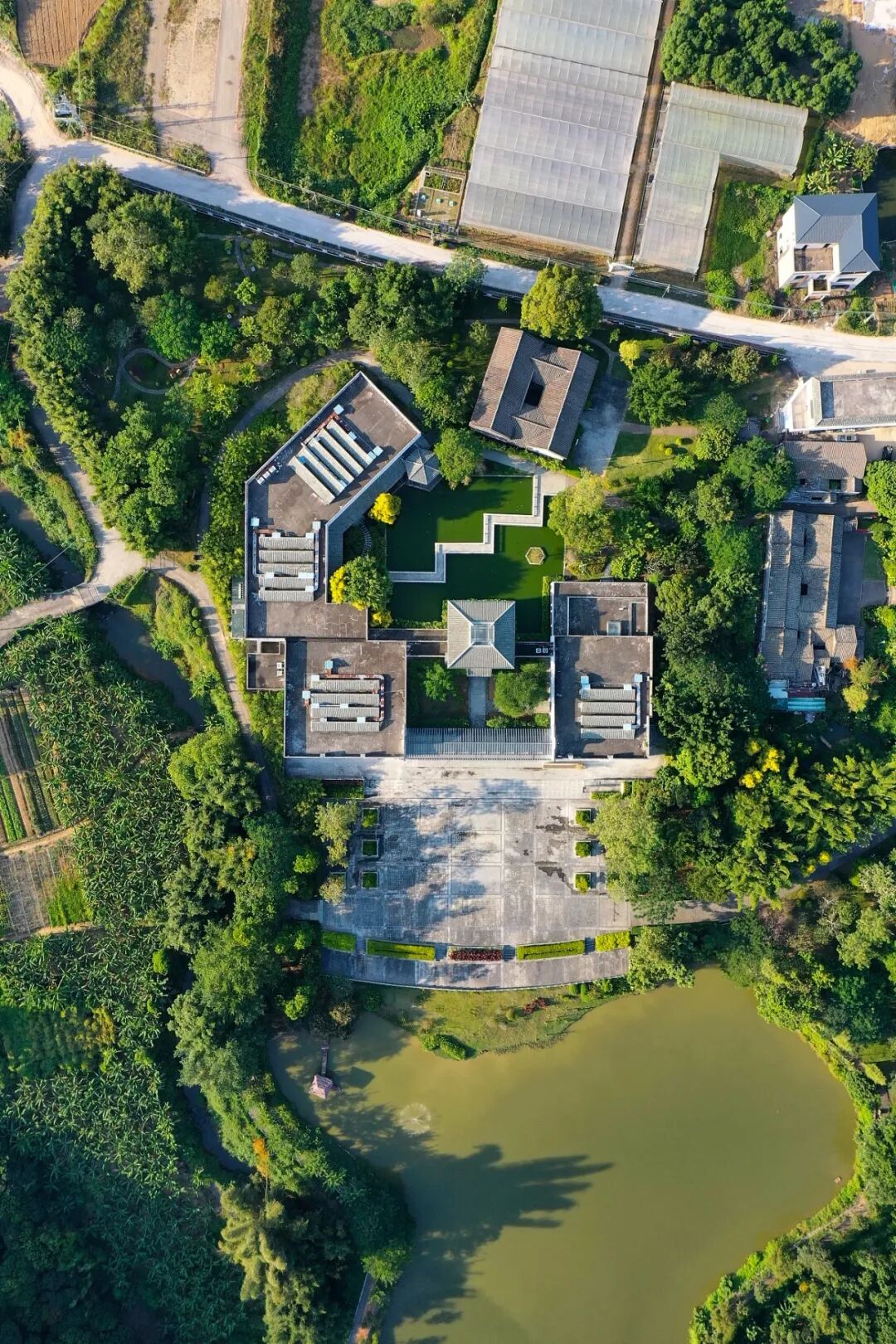 Image related to Why Guangdong Feels Like Three Provinces? The Answer Lies in This City!