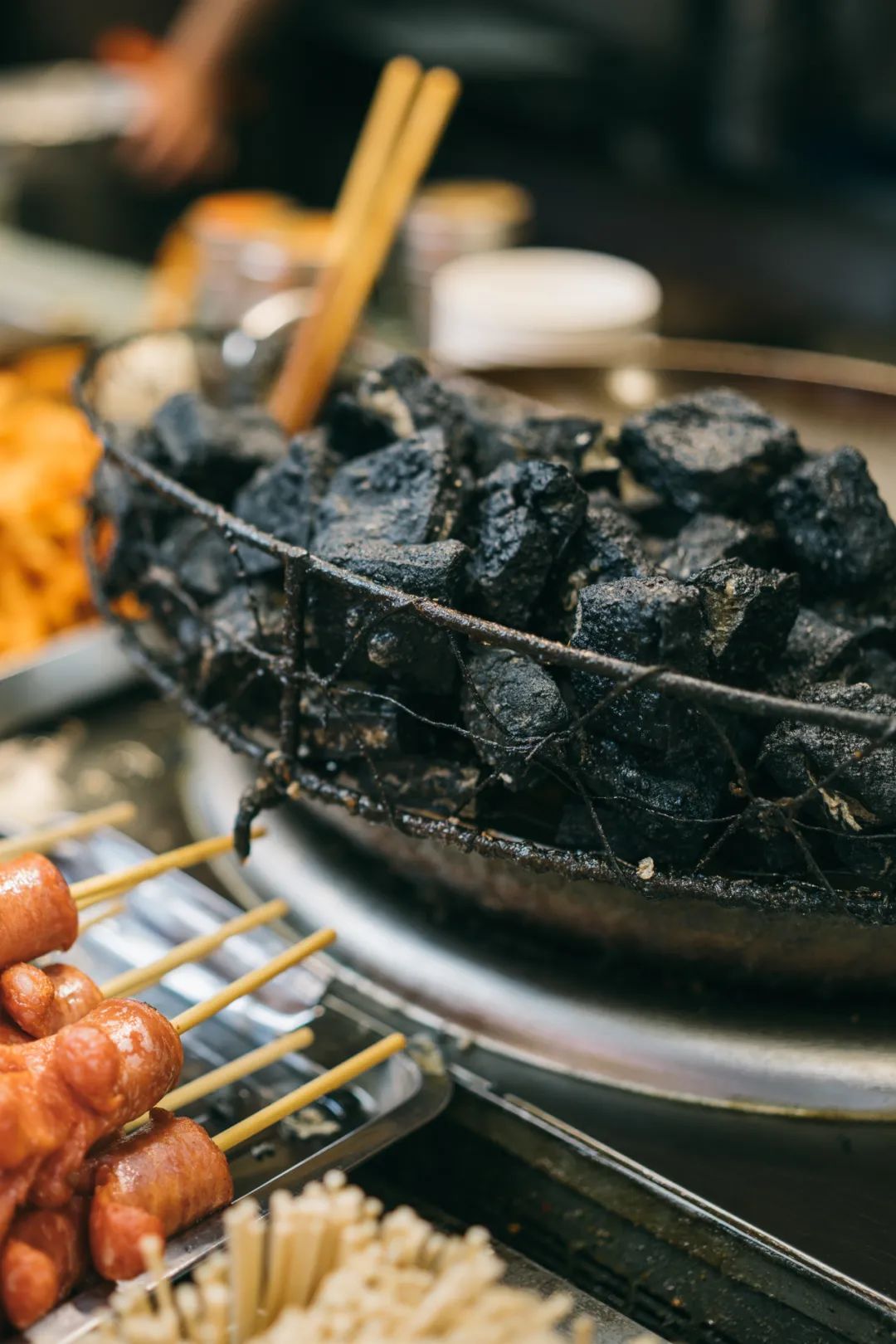 Image related to China's Hottest Late-Night Eats Province: Half the Streets Reek of Crawfish!