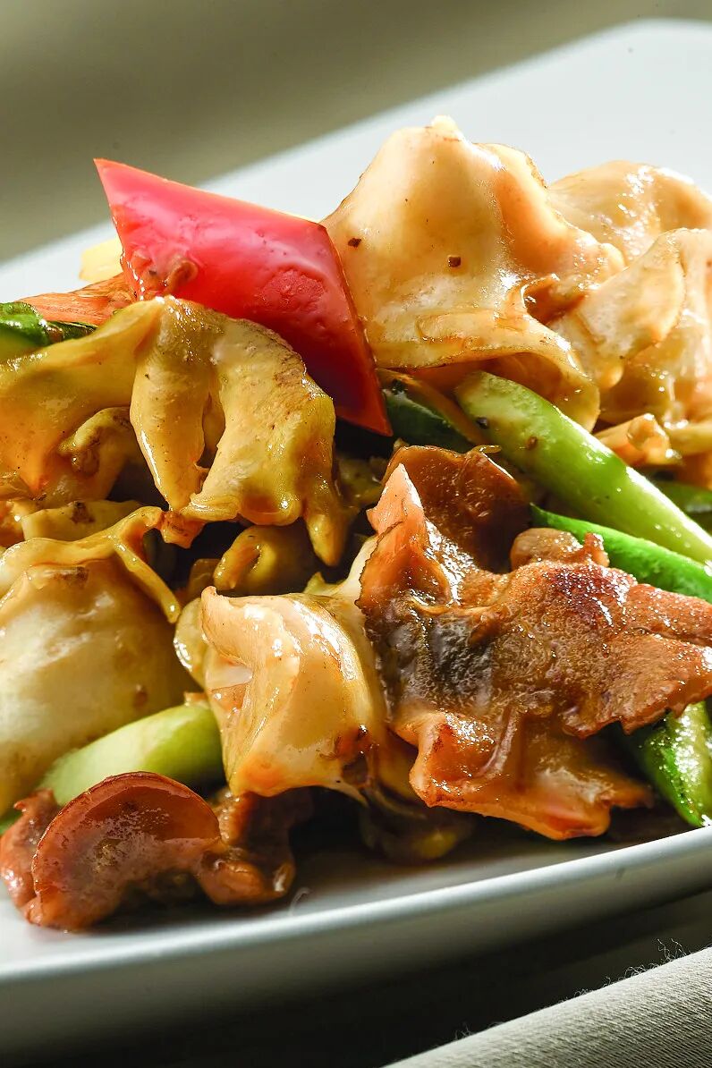 Image related to In This Hidden Seafood Paradise, Everyone Can Eat Their Fill of Clams!