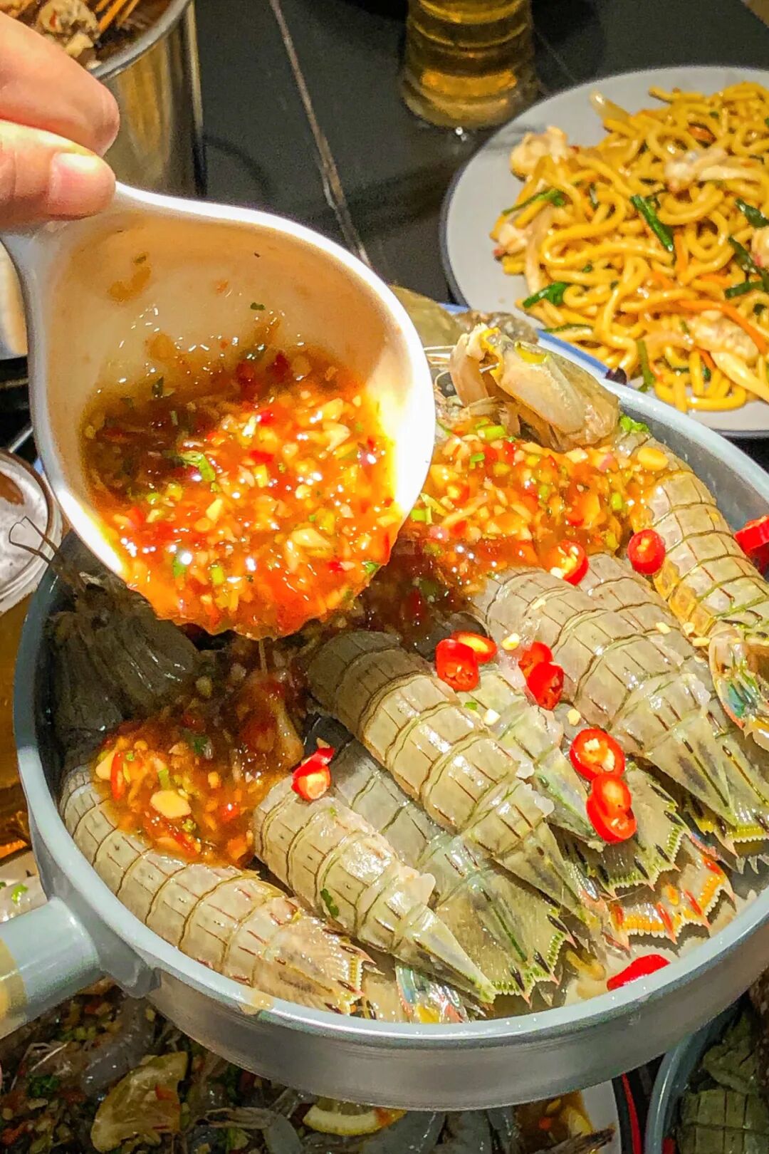 Image related to In This Hidden Seafood Paradise, Everyone Can Eat Their Fill of Clams!