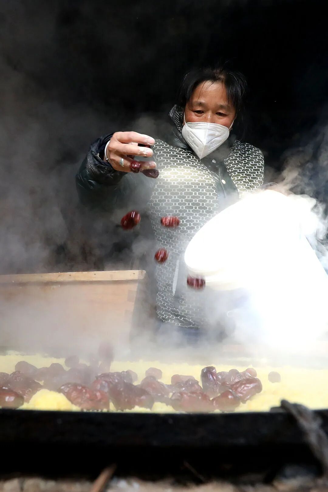 Image related to Meat and Carbs Galore: How Hearty Is a Mountain New Year Feast in Hebei?