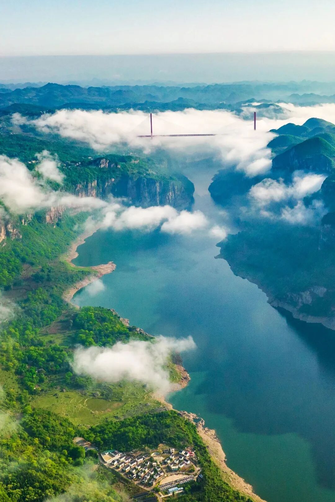 Image related to Embark on a "Fire and Ice" Mountain Adventure: Why Guizhou Reigns as the Ultimate Winter Wonderland